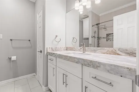 112 White Drive Bellaire TX 77401