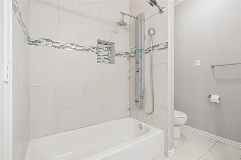 112 White Drive Bellaire TX 77401