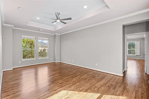 112 White Drive Bellaire TX 77401