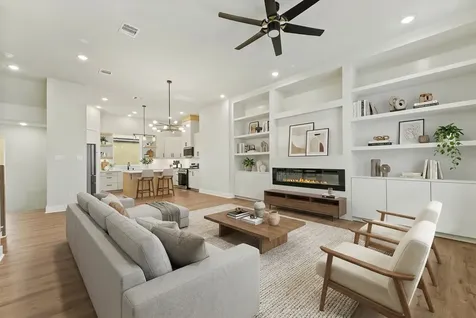 1946 Purswell Road Houston TX 77055