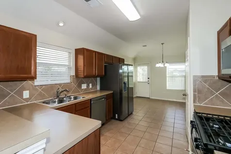 19235 Sandelford Katy TX 77449