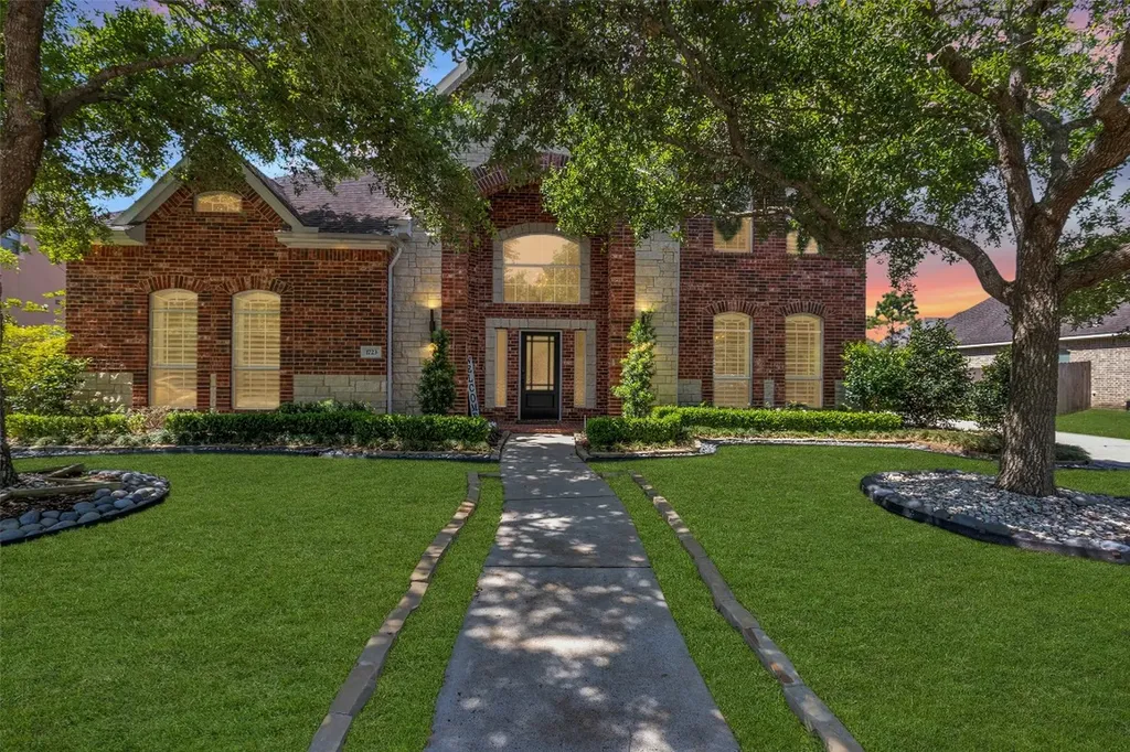 1723 Pampas Trail Drive Friendswood TX 77546