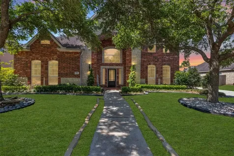 1723 Pampas Trail Drive Friendswood TX 77546