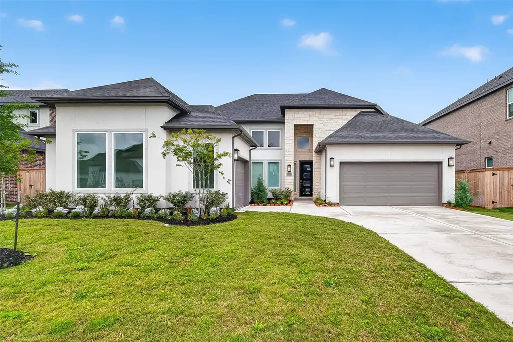 1568 River Point Drive Friendswood TX 77546