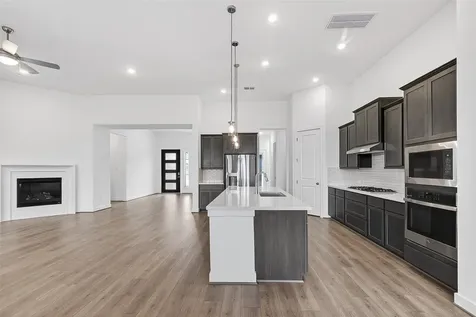 1568 River Point Drive Friendswood TX 77546