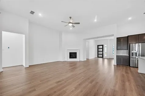 1568 River Point Drive Friendswood TX 77546