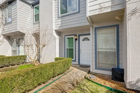 5917 Fairdale Lane 14 Houston TX 77057