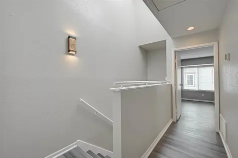 5917 Fairdale Lane 14 Houston TX 77057