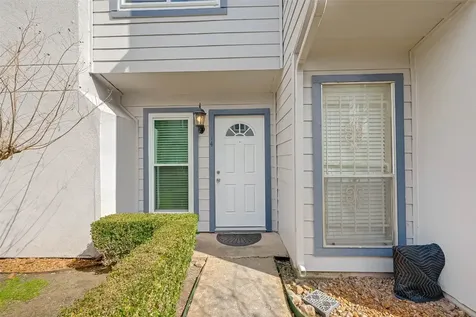 5917 Fairdale Lane 14 Houston TX 77057