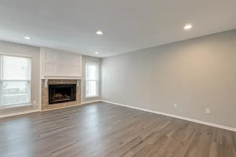 5917 Fairdale Lane 14 Houston TX 77057