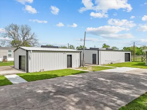 17903 County Road 125 Pearland TX 77581