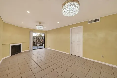 10075 Westpark Drive 84 Houston TX 77042