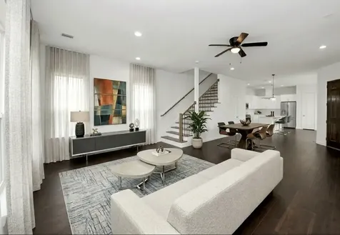 4012 Mckinley Street Houston TX 77051
