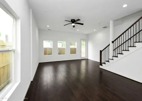4012 Mckinley Street Houston TX 77051