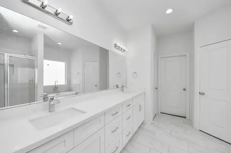 4012 Mckinley Street Houston TX 77051