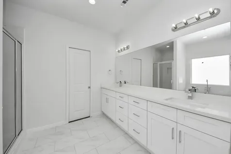 4012 Mckinley Street Houston TX 77051