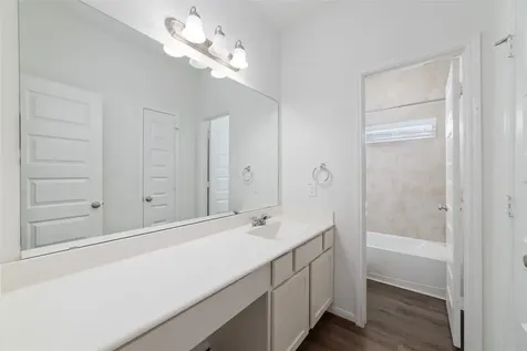 2826 Painted Sunrise Trail Houston TX 77045