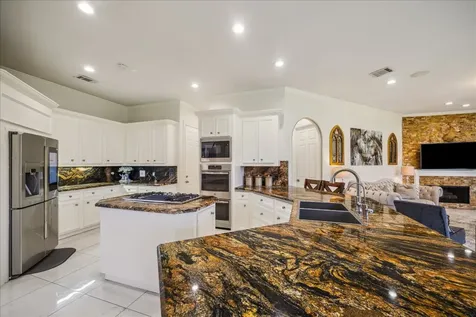 14 Lake Mist Court Sugar Land TX 77479