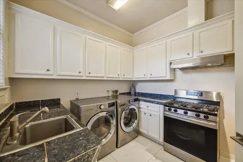 14 Lake Mist Court Sugar Land TX 77479