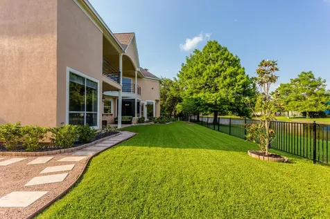 14 Lake Mist Court Sugar Land TX 77479