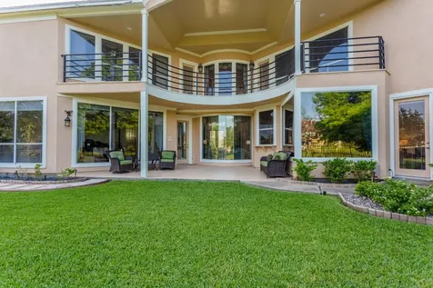 14 Lake Mist Court Sugar Land TX 77479