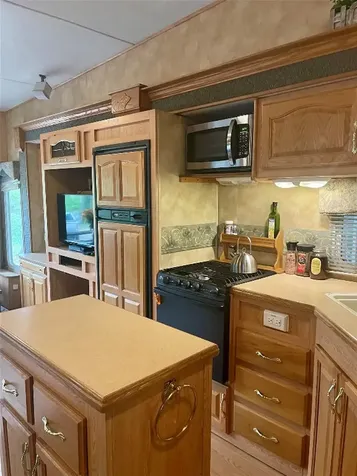 5972 State Highway 147 Zavalla TX 75980