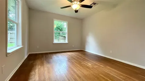 5905 Darnell Street Houston TX 77074