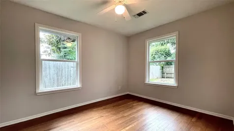 5905 Darnell Street Houston TX 77074
