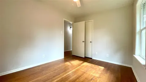 5905 Darnell Street Houston TX 77074