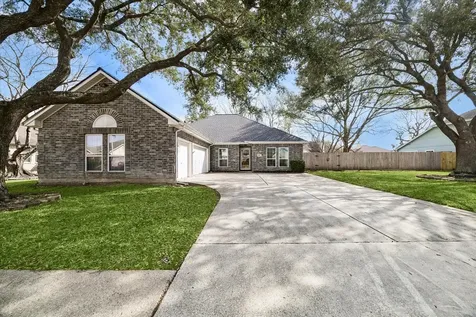 806 Charles Place Baytown TX 77521