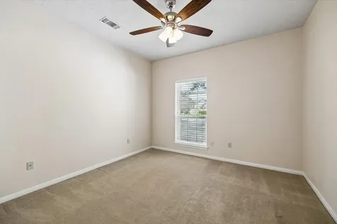 806 Charles Place Baytown TX 77521