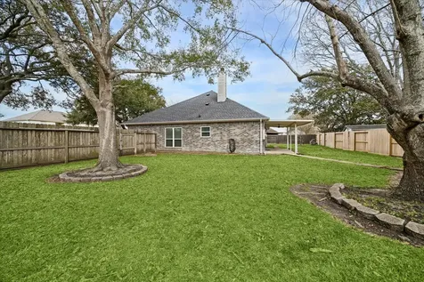 806 Charles Place Baytown TX 77521