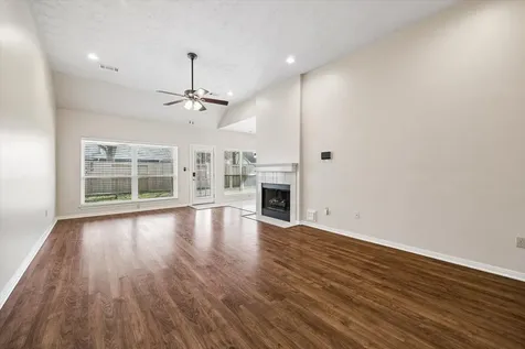 806 Charles Place Baytown TX 77521