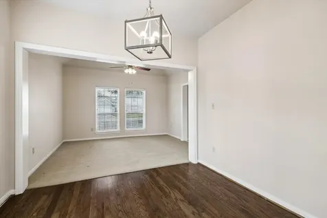 806 Charles Place Baytown TX 77521