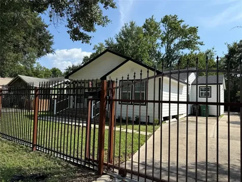 4522 Dewberry Street Houston TX 77021