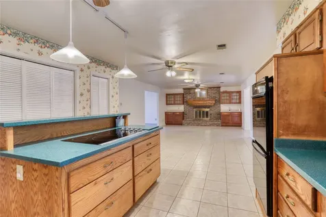 11234 Champion Wood Drive Tomball TX 77375