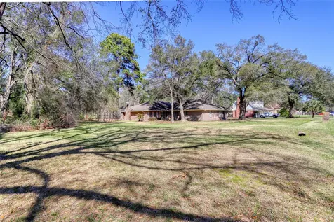 11234 Champion Wood Drive Tomball TX 77375