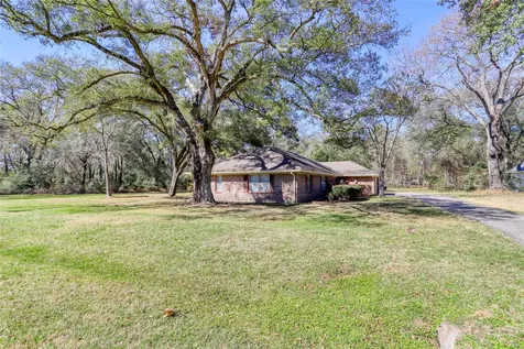 11234 Champion Wood Drive Tomball TX 77375
