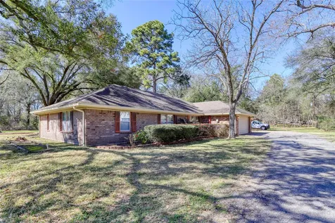 11234 Champion Wood Drive Tomball TX 77375