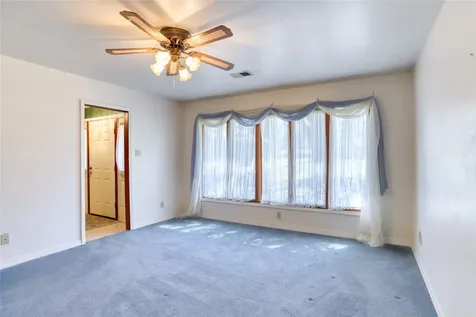 11234 Champion Wood Drive Tomball TX 77375