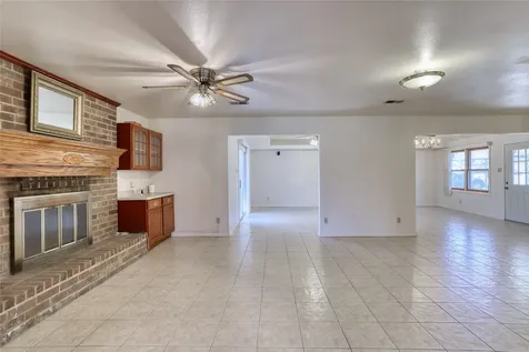 11234 Champion Wood Drive Tomball TX 77375