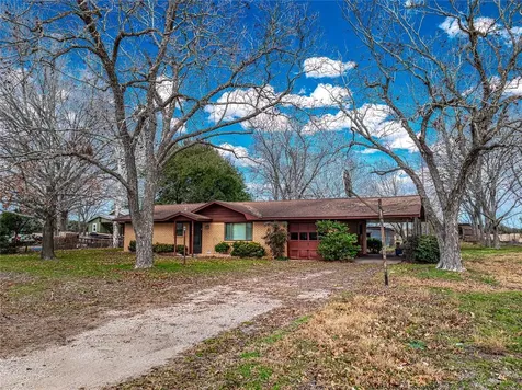4002 W State Highway 71 La Grange TX 78945