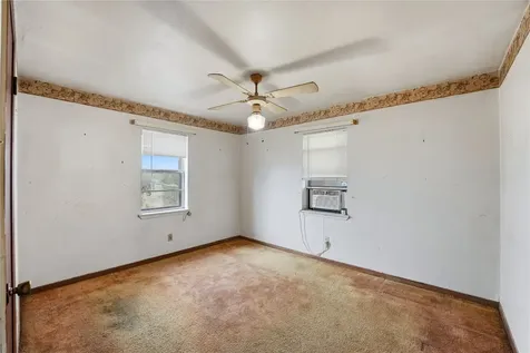 4002 W State Highway 71 La Grange TX 78945
