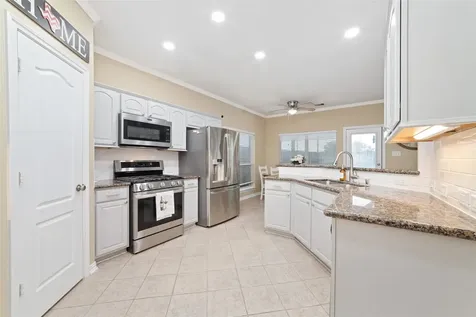 19630 Nara Vista Drive Tomball TX 77377