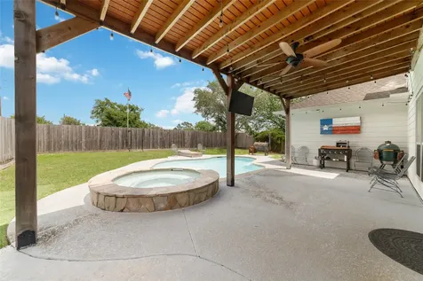 19630 Nara Vista Drive Tomball TX 77377