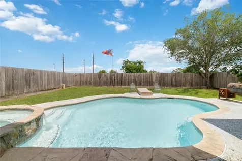 19630 Nara Vista Drive Tomball TX 77377