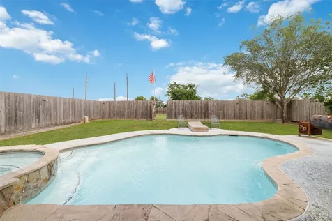 19630 Nara Vista Drive Tomball TX 77377