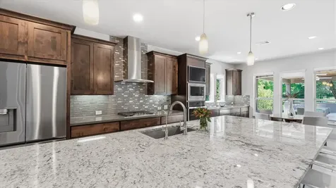 19 Gracenote Place Tomball TX 77375