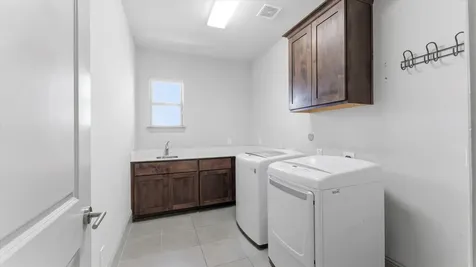 19 Gracenote Place Tomball TX 77375
