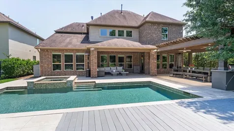 19 Gracenote Place Tomball TX 77375